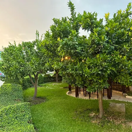 Kaceli Hotell 4*